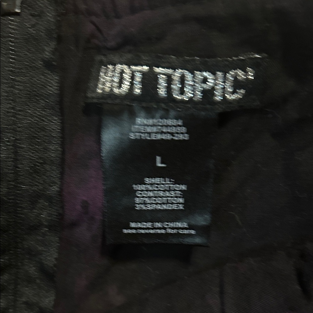 Hot Topic Black and Purple Goth Skirt - Picture 11 of 11
